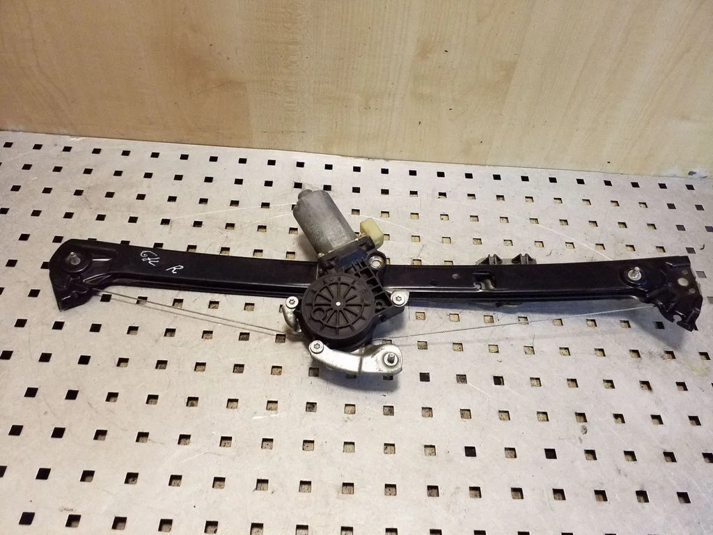 Tagaukse elektriline aknatõstuk mootoriga – BMW X5 E53 (1999-2006)