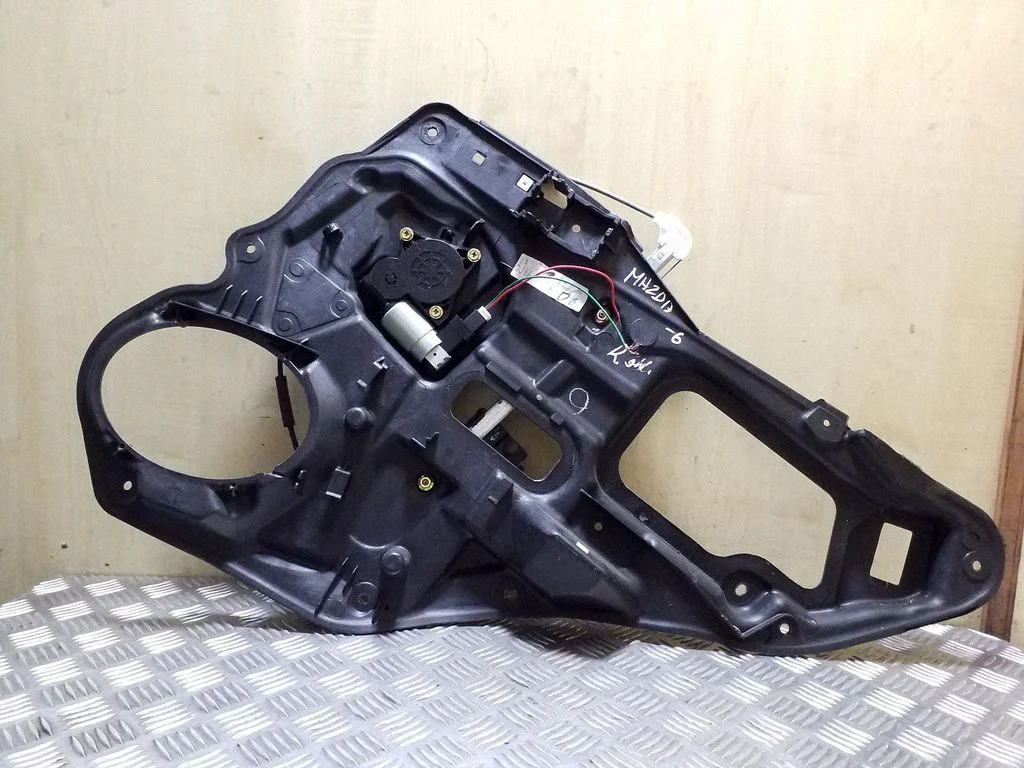 El. Lango pakėlimo mechanizmo komplektas
