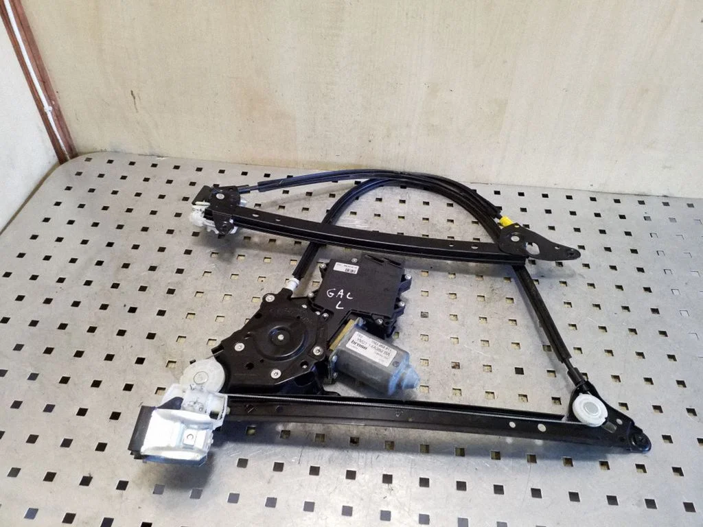 Rear door window regulator with motor – Seat Alhambra (Mk1) (1996-2010)