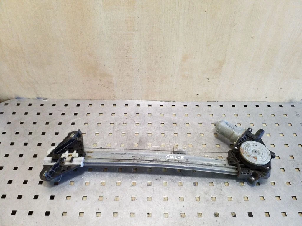 Rear door window regulator with motor – right
