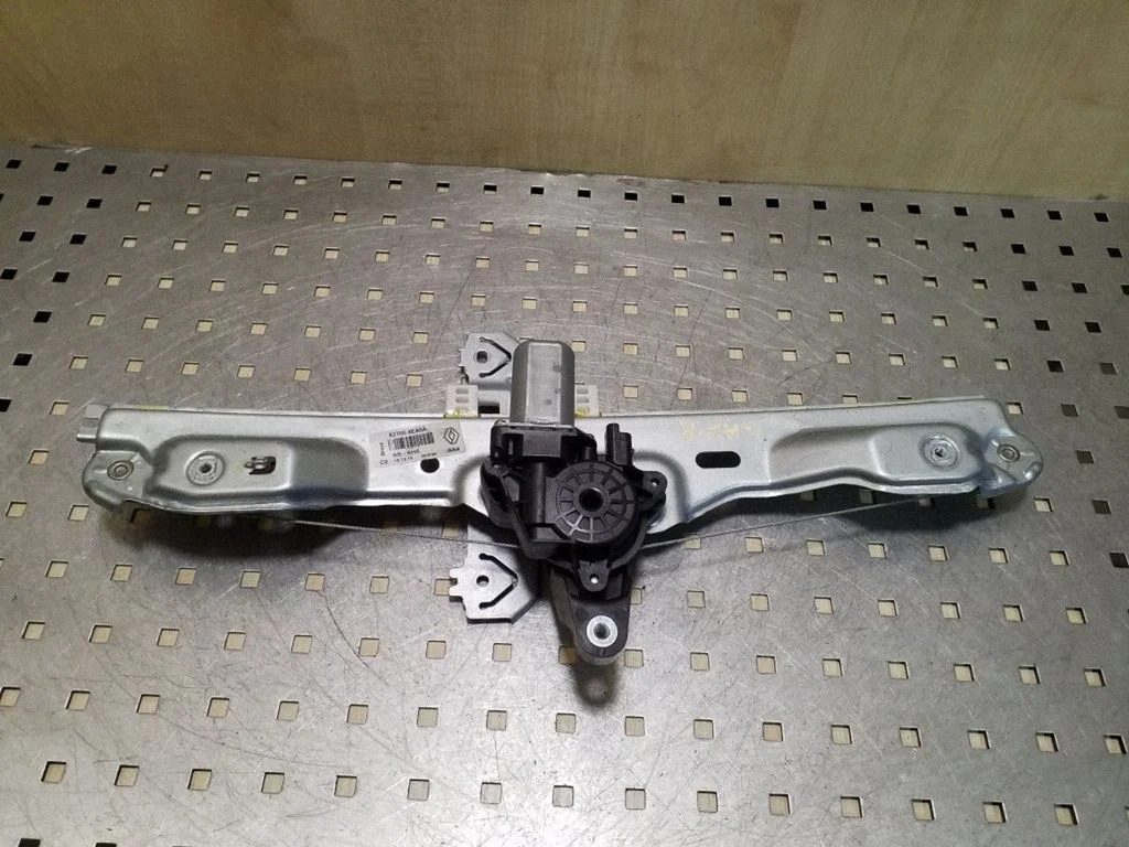 El. Lango pakėlimo mechanizmo komplektas