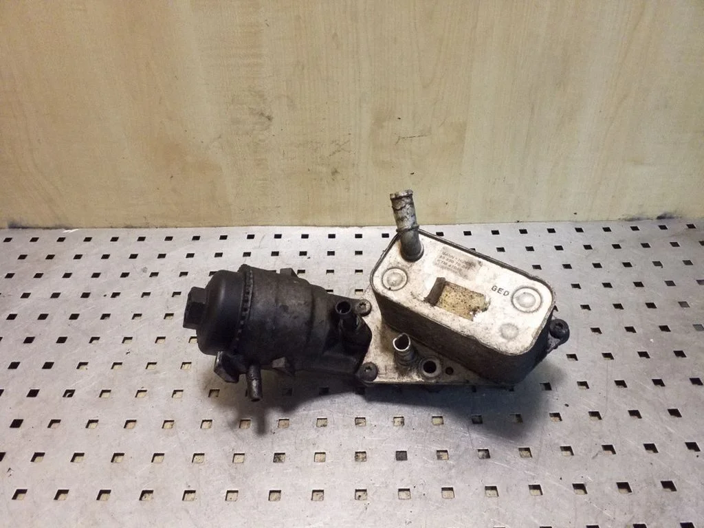 Oil filter mounting bracket 5989070241