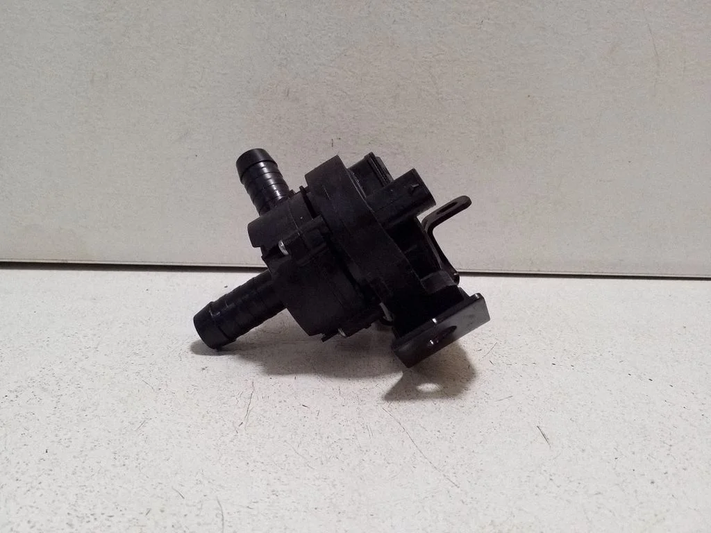 Electric auxiliary coolant/water pump LX6118D473HCD
