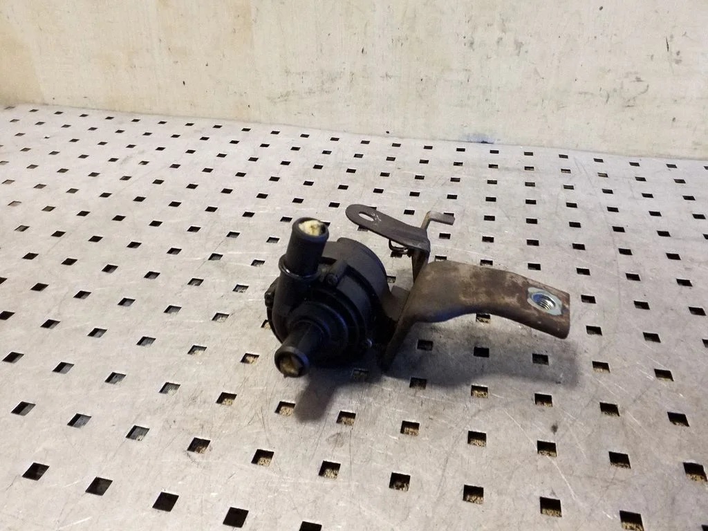 Electric auxiliary coolant/water pump 0392023015