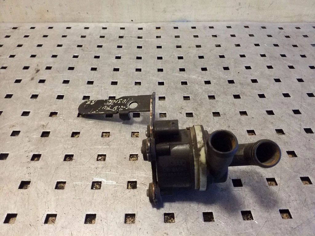 Elektriskais cirkulācijas sūknītis 5N0965561A