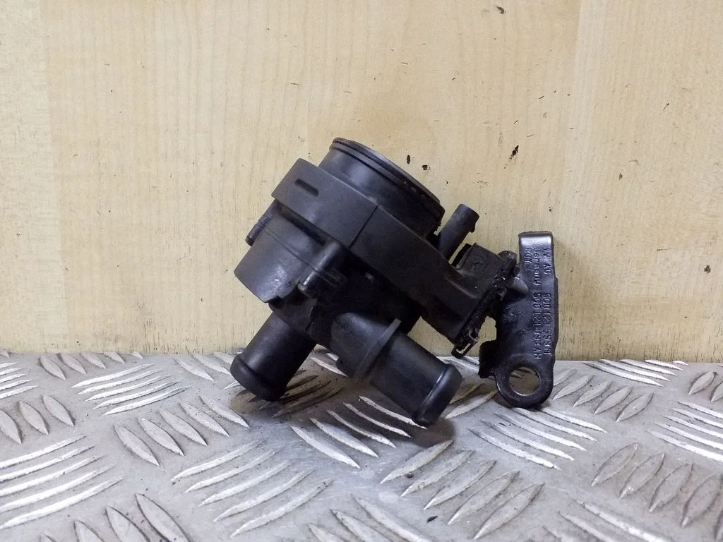 Electric auxiliary coolant/water pump 0392023209