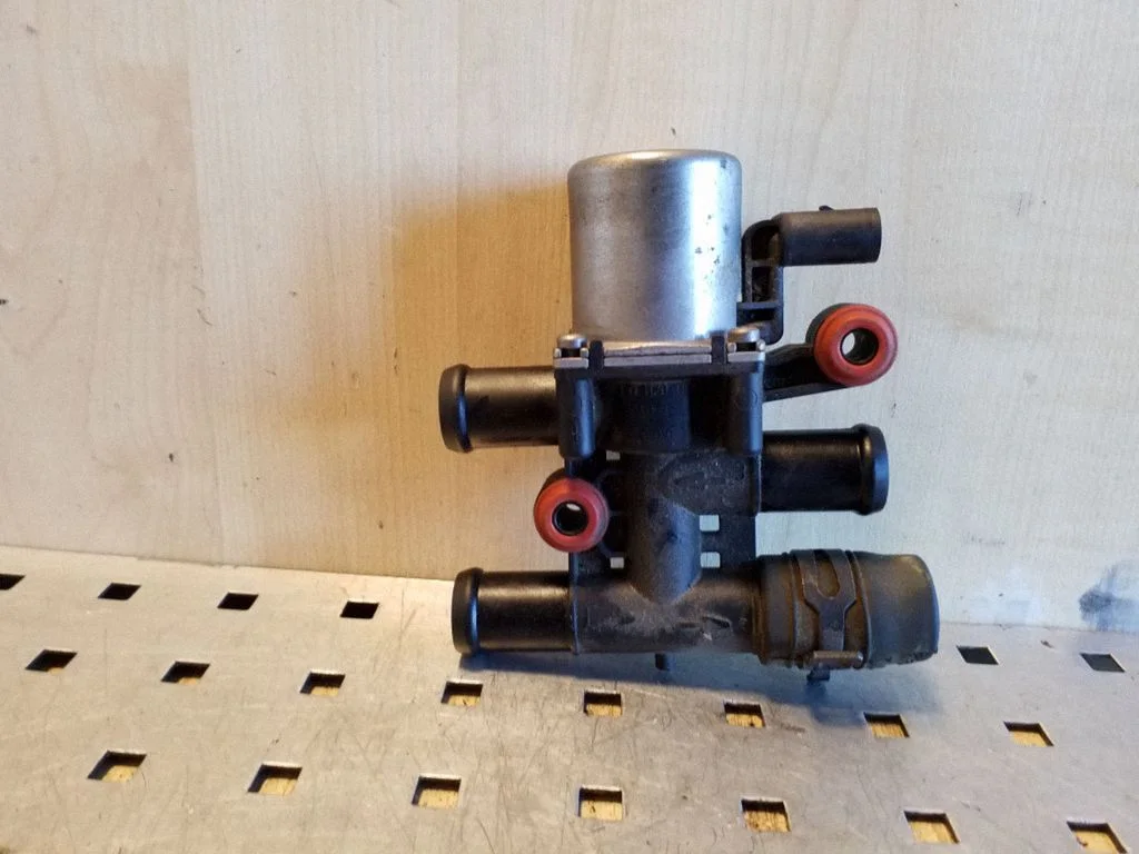 Electric auxiliary coolant/water pump 8E0820036