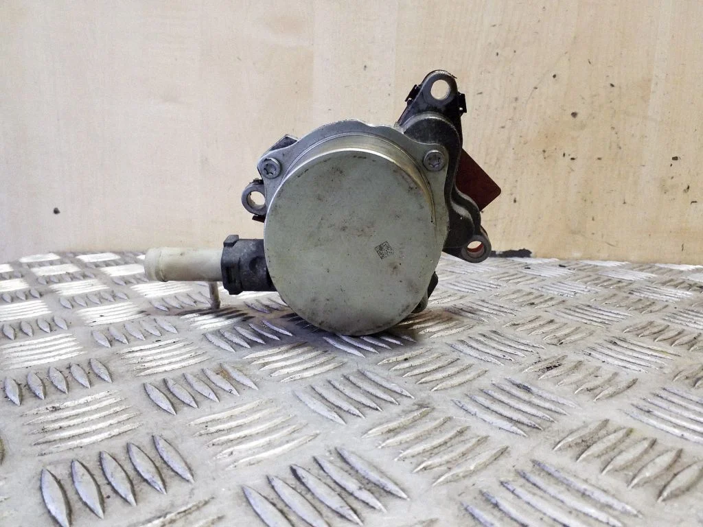 Pompa próżniowa (vacuum) 146508418R – Renault Master III (2010-2024)