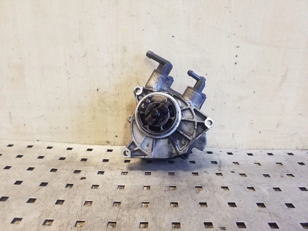 Vacuum pump