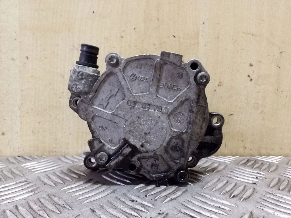 Vaakumpump 03L145100F