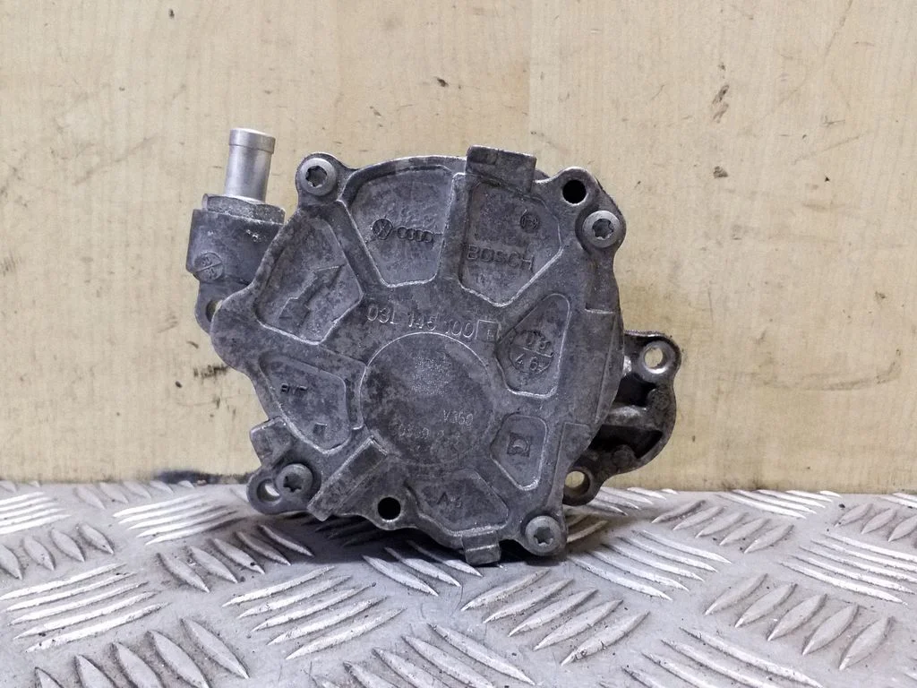 Vaakumpump 03L145100F
