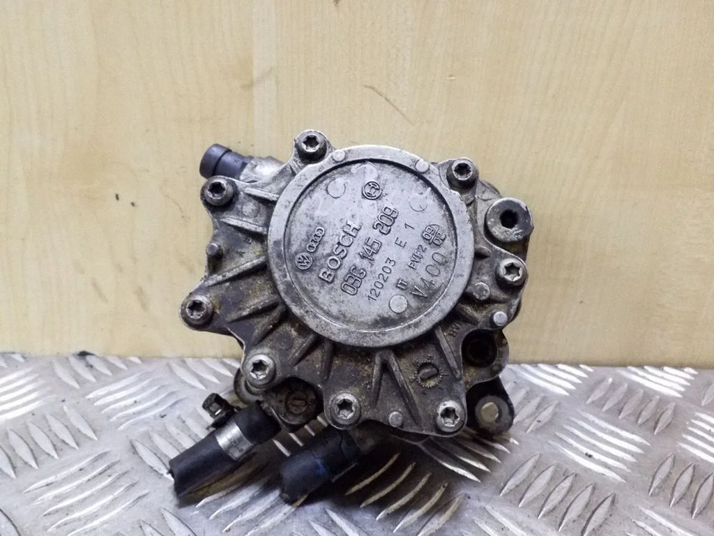 Vaakumpump 03G145209