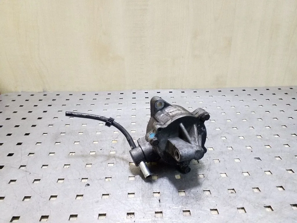 Vacuum pump 2020A013