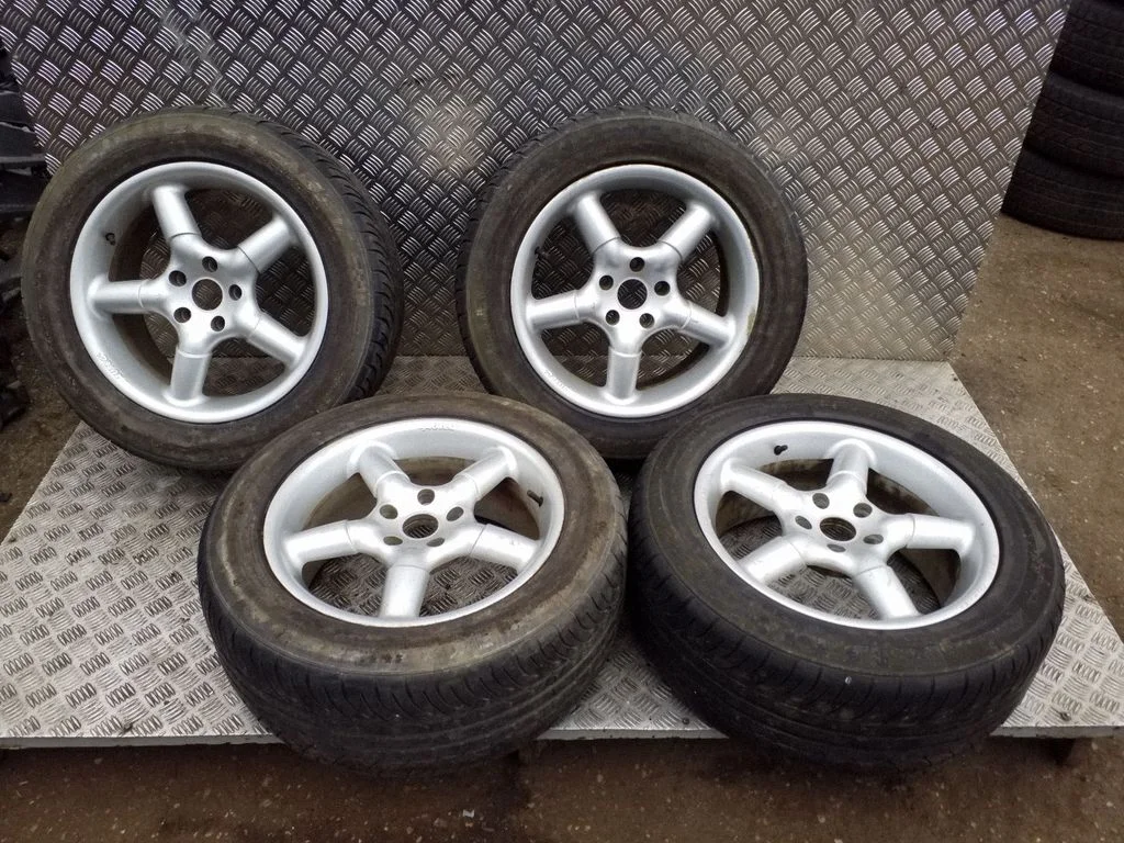 R17 valuvelg (-veljed) – Hyundai Santa Fe (2000-2006)