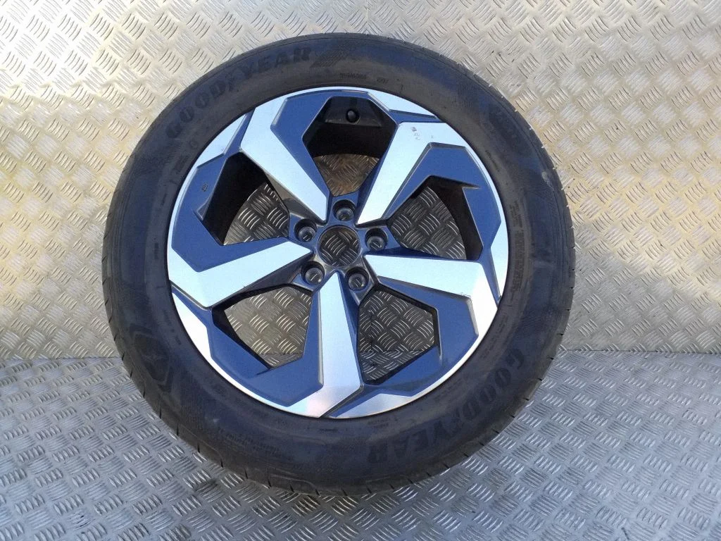 R18 alloy rim 6UA8B