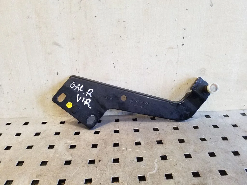 Sliding door upper roller guide/hinge – Volkswagen Sharan (2011-)