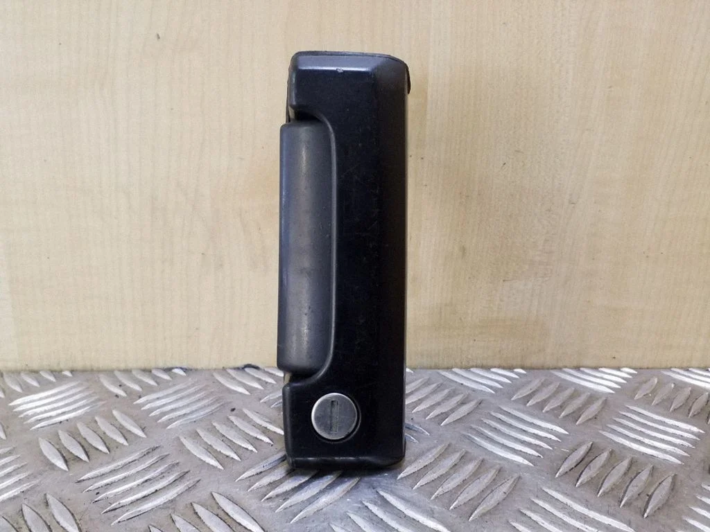 Sliding door exterior handle