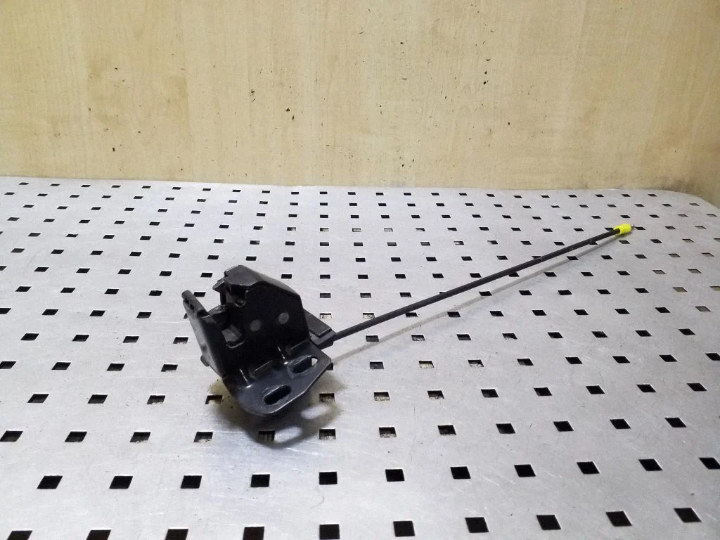 Loading door lock – Renault Master III (2010-2024)