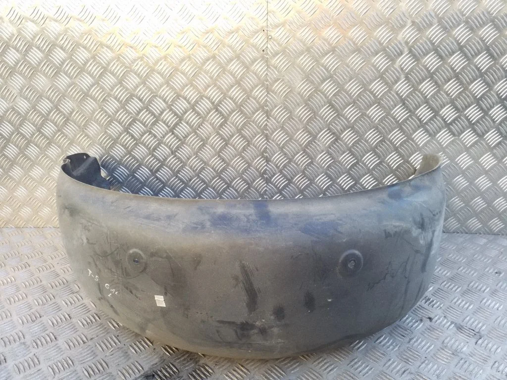 Rear arch fender liner splash guards 7H0810971B