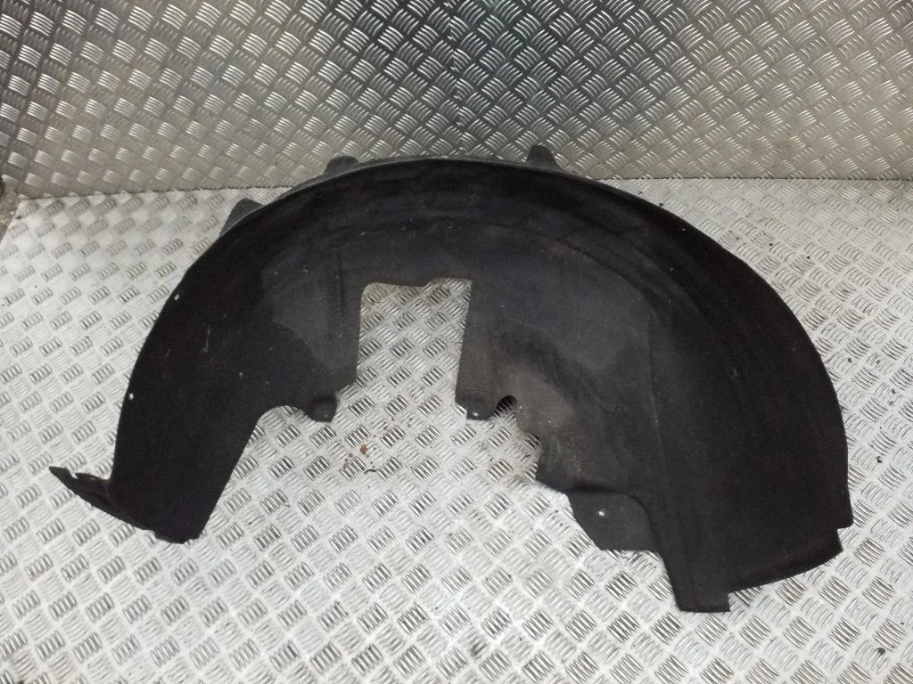 Rear arch fender liner splash guards 11A810972