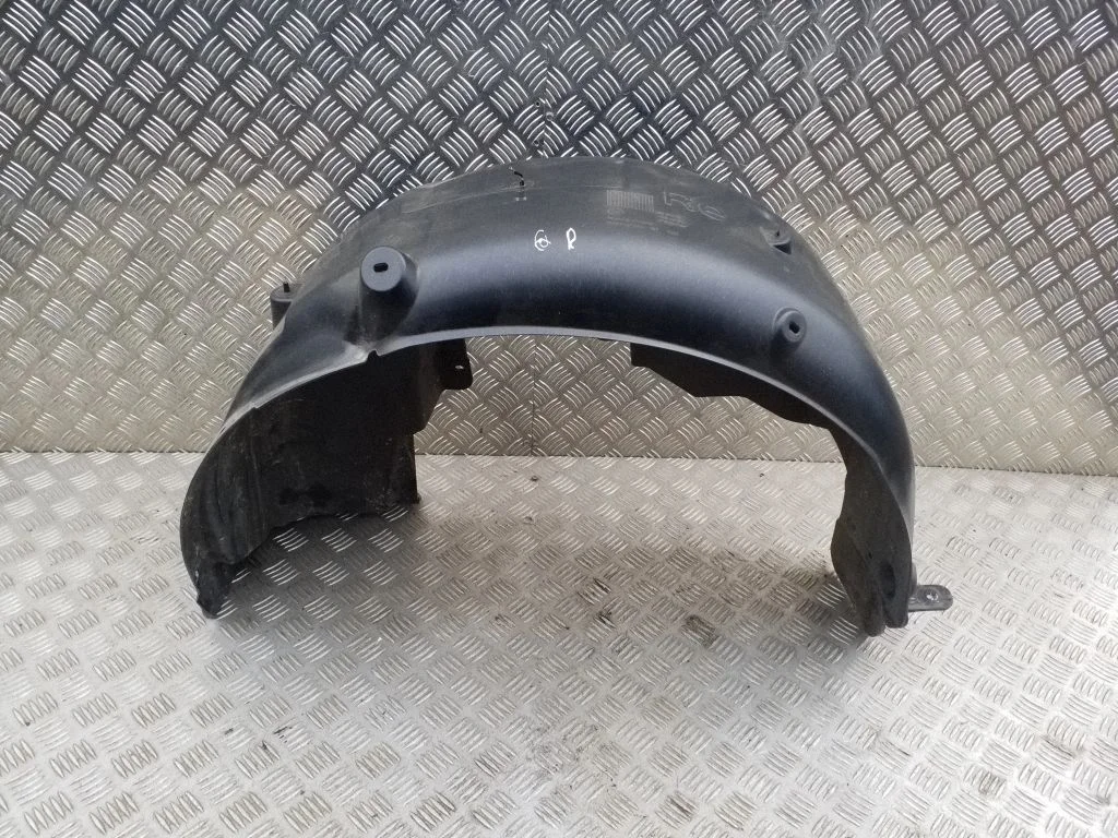 Rear arch fender liner splash guards 658810970