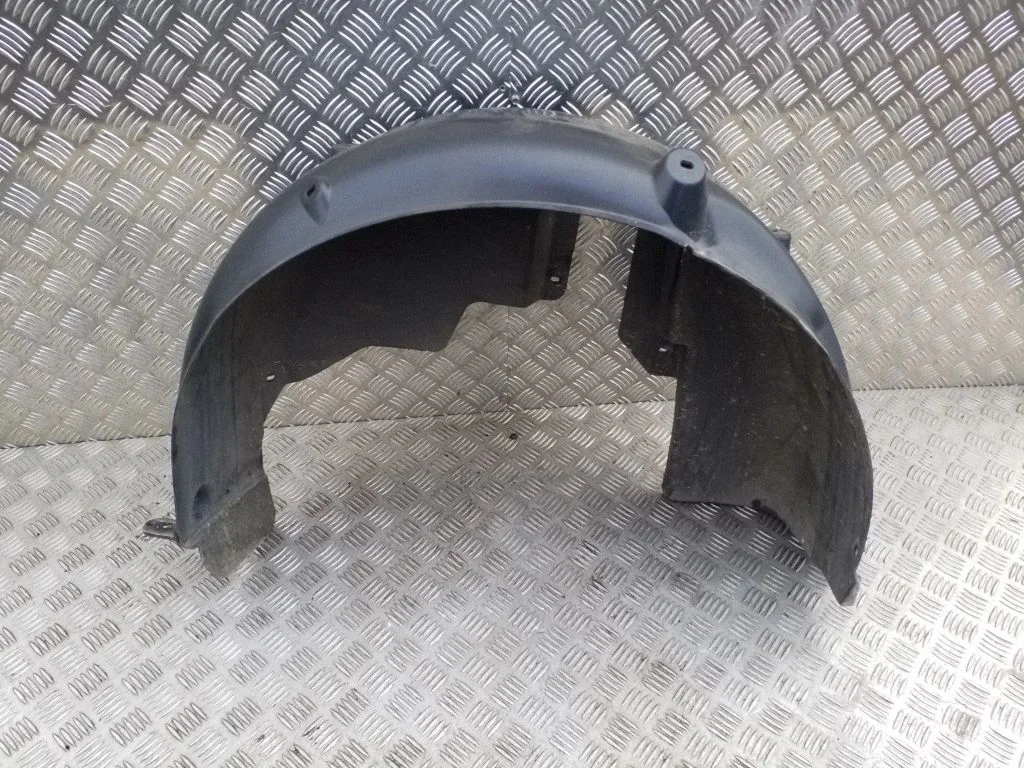 Rear arch fender liner splash guards 658810969
