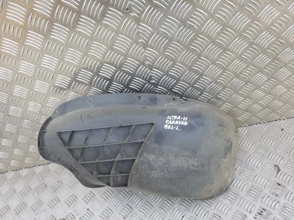 Rear arch fender liner splash guards 13107660