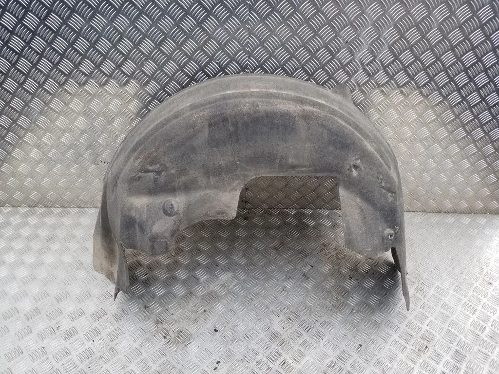 Rear arch fender liner splash guards 51717193503
