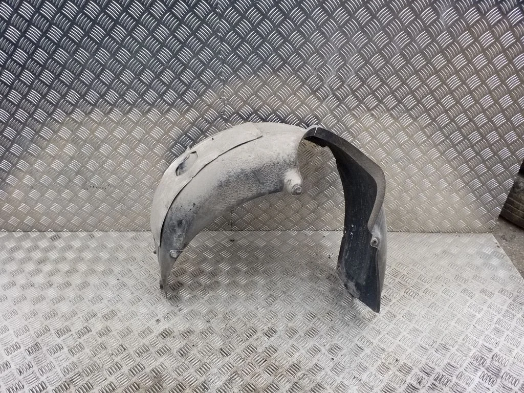 Rear arch fender liner splash guards 86826J2000