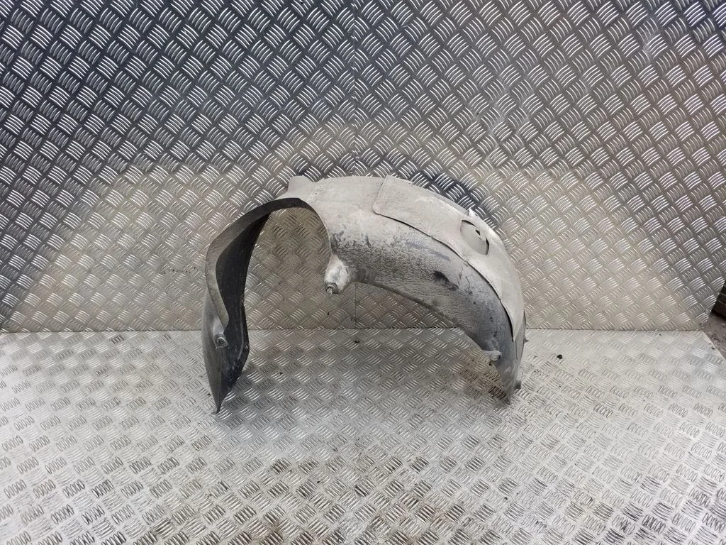 Rear arch fender liner splash guards 86825J2000
