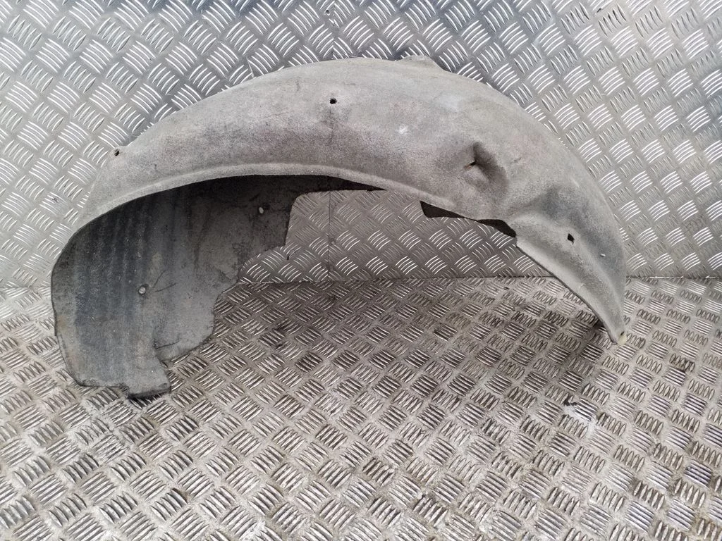 Rear arch fender liner splash guards – Toyota Matrix (E130) (2001-2008)