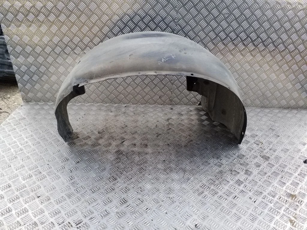 Rear arch fender liner splash guards 51718403060