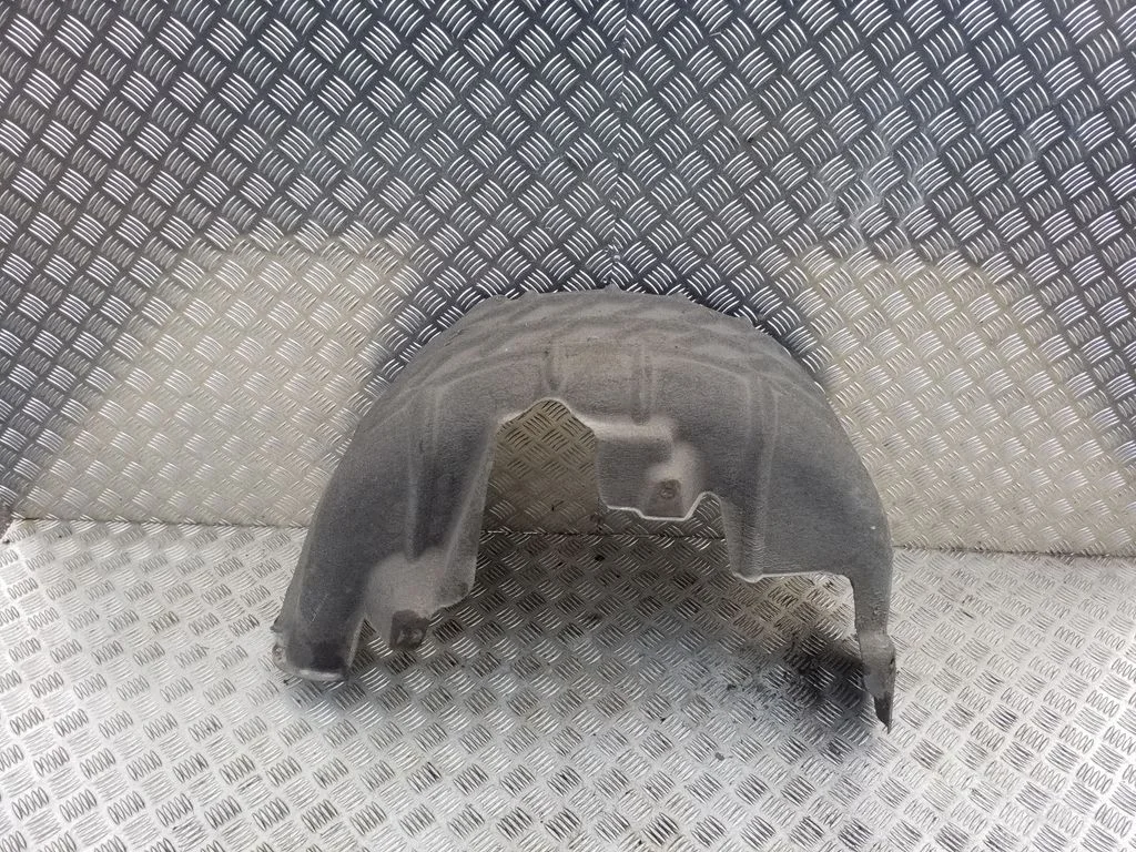 Tagumine poritiivakate 3G0810971E
