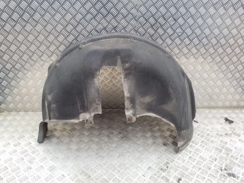 Rear arch fender liner splash guards – left