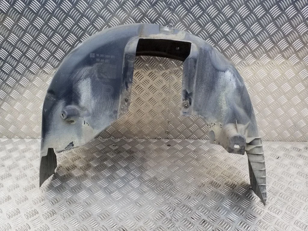 Aizmugurējais dubļusargs (arkas ieliktnis) – Opel Zafira C (2011-2019)