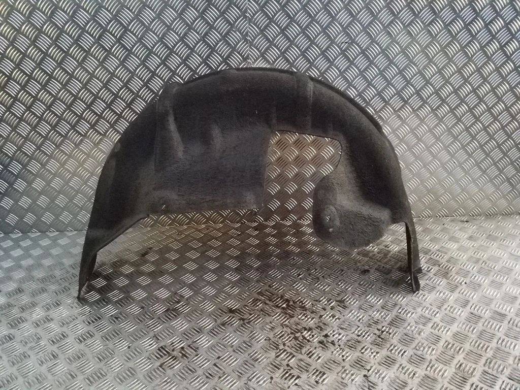 Rear arch fender liner splash guards – left