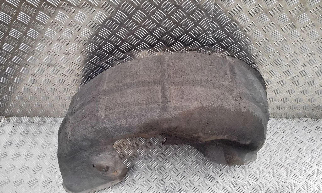 Tagumine poritiivakate – vasak
