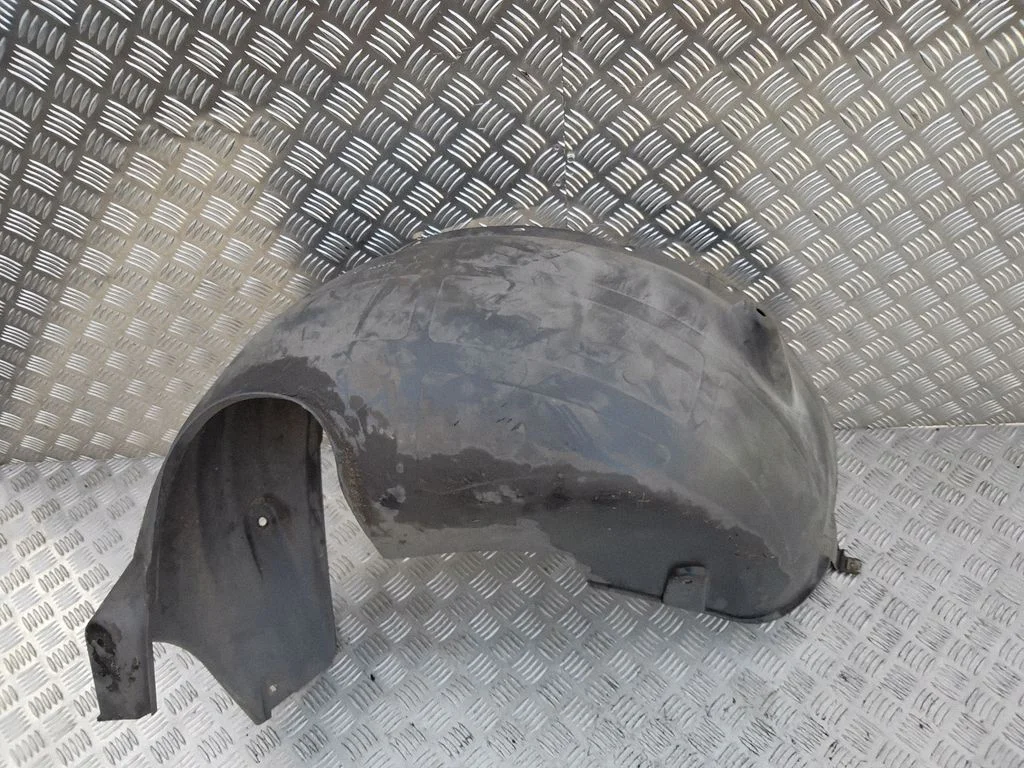 Rear arch fender liner splash guards 51713400057