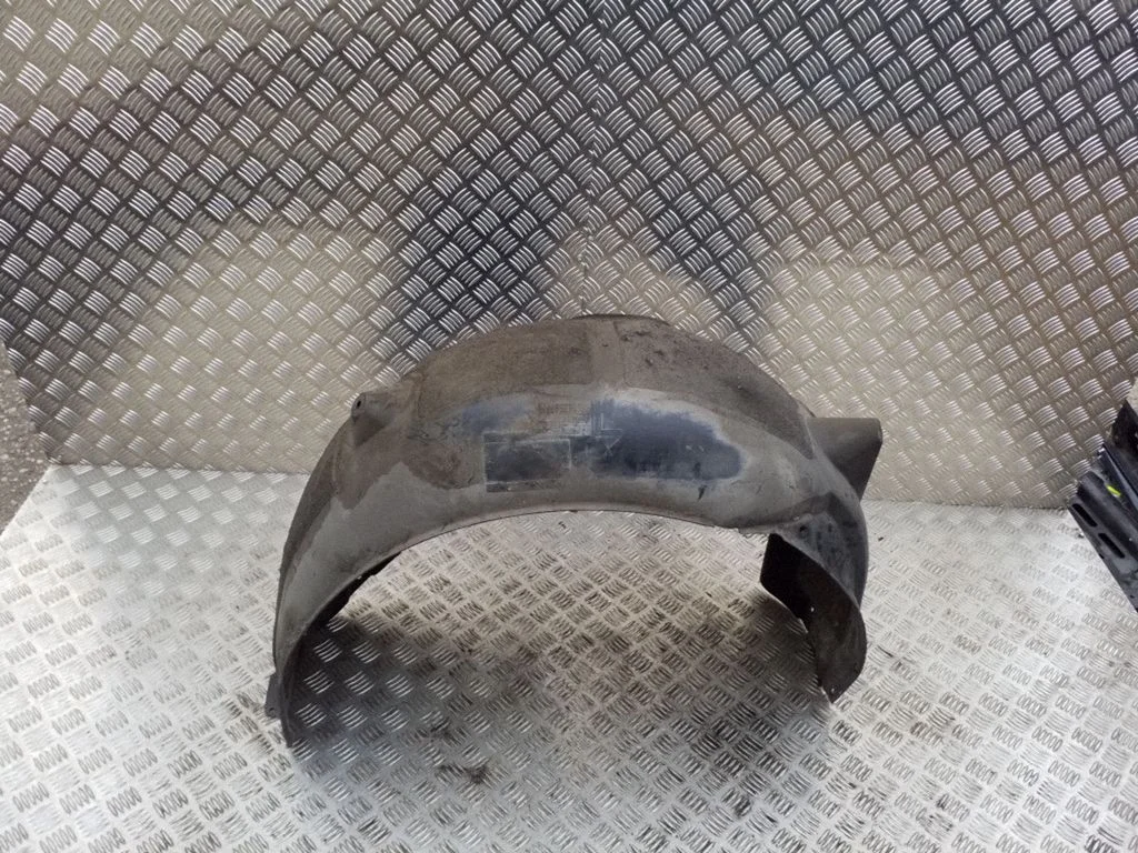 Rear arch fender liner splash guards 51717896623