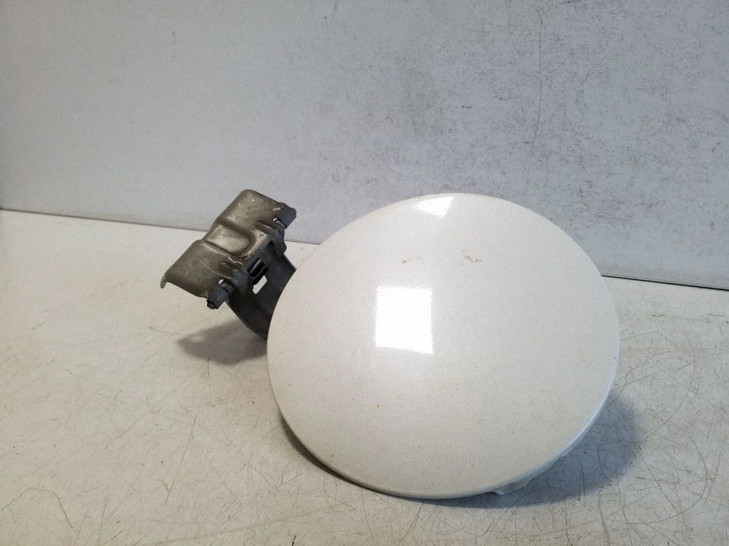 Kütusepaagi kork – Mitsubishi L200 (2015-)