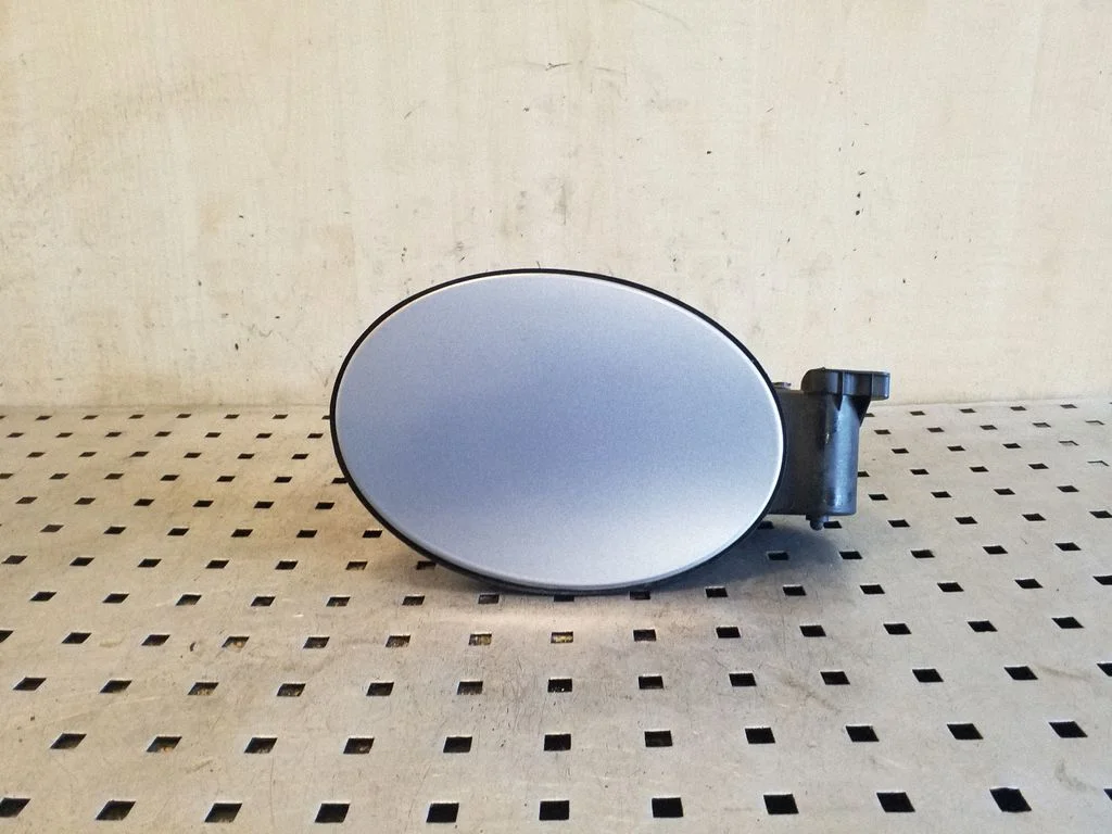 Fuel tank cap – Mercedes-Benz ML-Class W164 (2005-2011)