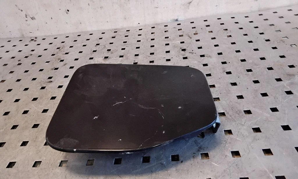 Fuel tank cap – Mitsubishi Pajero Sport I (1996-2008)