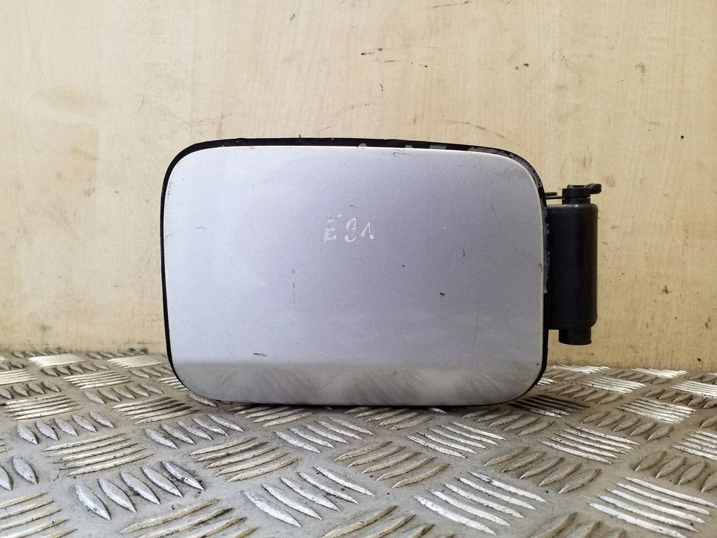 Fuel tank cap – BMW 3 Series E90 E91 (2005-2012)