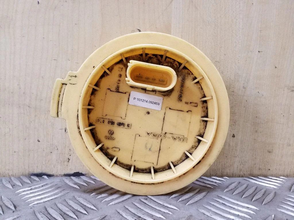 Kütusepaagi kork 7L8919679E