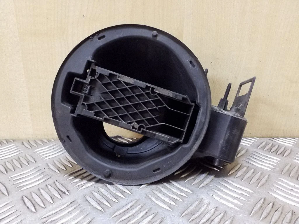 Fuel tank cap – Opel Insignia A (2008-2017)