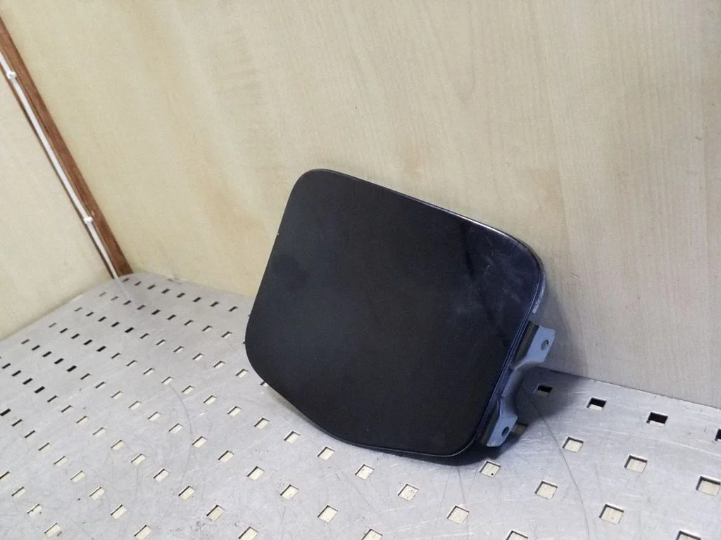 Fuel tank cap – Mitsubishi Pajero Sport I (1996-2008)
