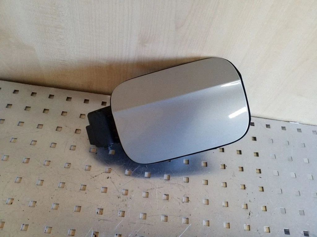 Degvielas tvertnes vāciņš 8K010508R
