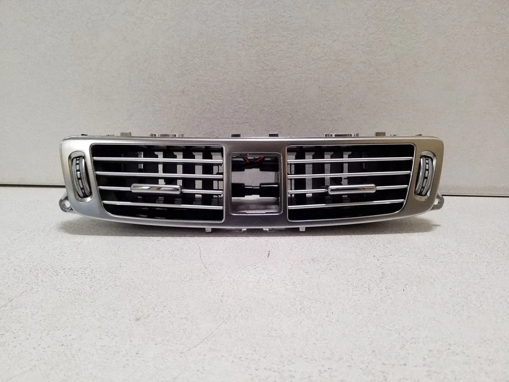 Dash center air vent grill A2188300754