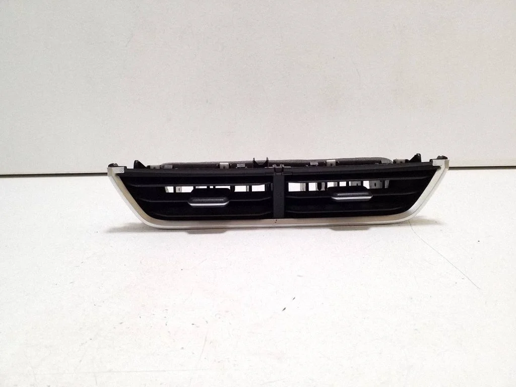 Dash center air vent grill 2GA819728K