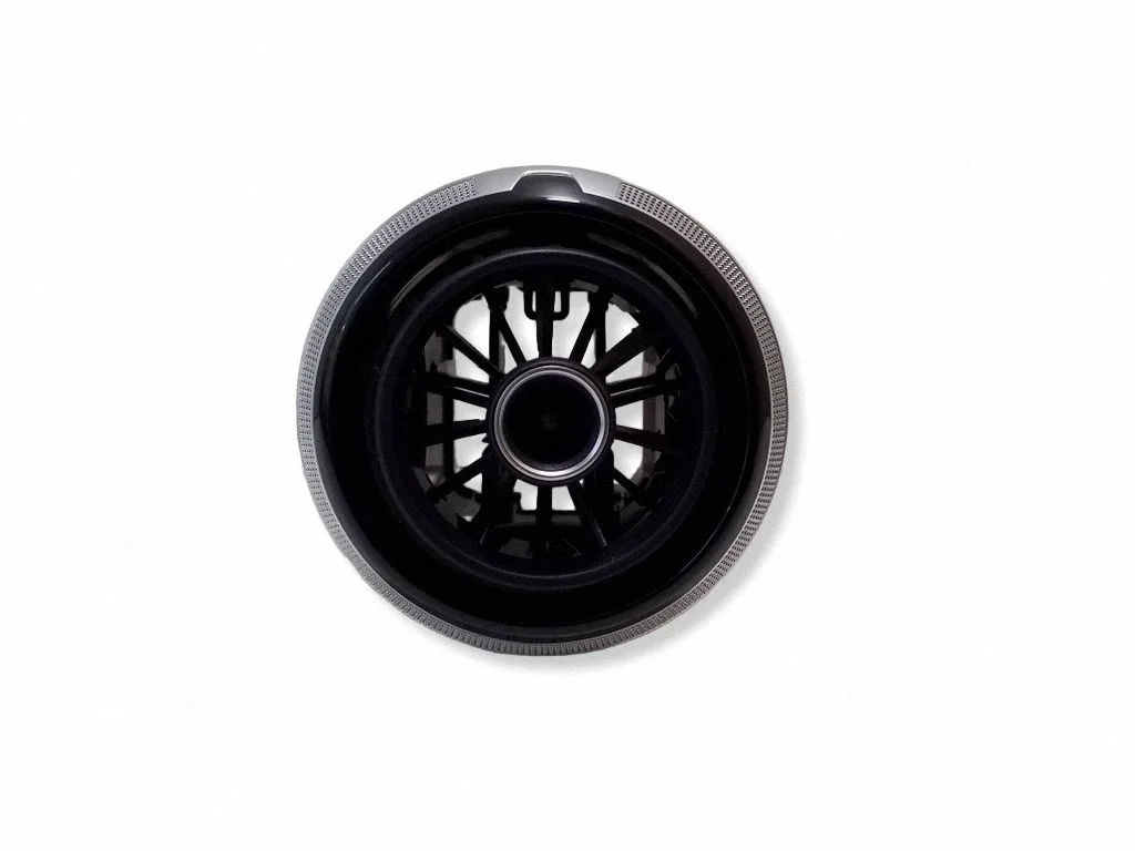 Armatuurlaua keskmine õhutusrest – Audi A3 S3 8V (2013-2019)